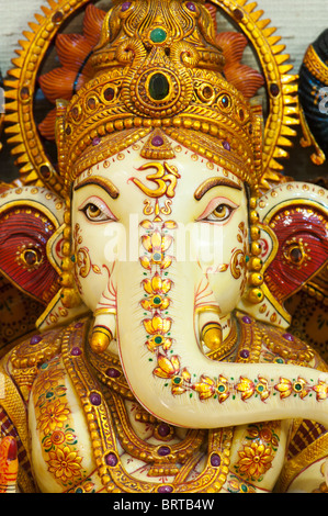 Hindu Elefantengott, Lord Ganesha. Reich verzierte Marmor statue. Indien Stockfoto