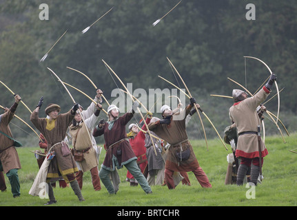 Die Schlacht von Hastings wird an der Stelle des ursprünglichen Kampf neu erstellt. Bild von James Boardman Stockfoto