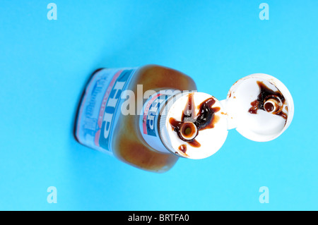 HP Sauce, Flasche geöffnet. Stockfoto