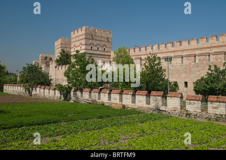 Istanbul historischen Stadtmauer rund um die Yedikule, Türkei Stockfoto