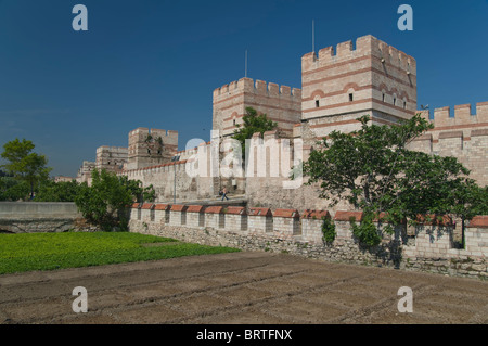 Istanbul historischen Stadtmauer rund um die Yedikule, Türkei Stockfoto