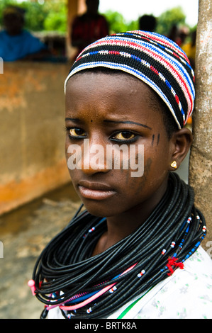 Ein schönes junges Mädchen der Fulani. Stockfoto