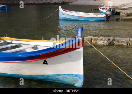 Dwejra Bootsfahrten Luzzu Inland Sea Gozo Malta Stockfoto