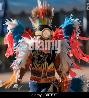 Chumash Indianer Teen tanzen Stockfoto