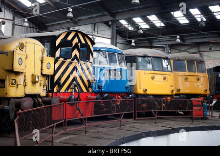 Barrow Hill Railway Lokschuppen in Chesterfield, Derbyshire.  Großbritannien ist letzten operativen arbeiten Ringlokschuppen überleben. Stockfoto