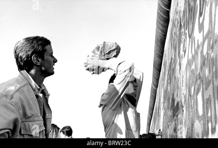 Fall der Berliner Mauer, die Menschen die Mauer, Samstag, 11. November 1989 Stockfoto