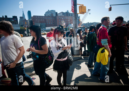 Tausende kommen auf der Comic Con im Jacob Javits Convention Center in New York Stockfoto