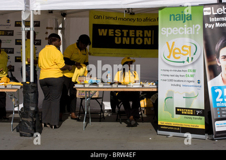 Nigeria 50. Jahrestag der Unabhängigkeit Feier Trafalgar Square Sq London England Europa Stockfoto