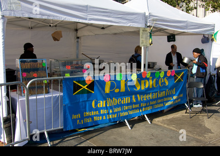 Nigeria 50. Jahrestag der Unabhängigkeit Feier Trafalgar Square Sq London England Europa Stockfoto