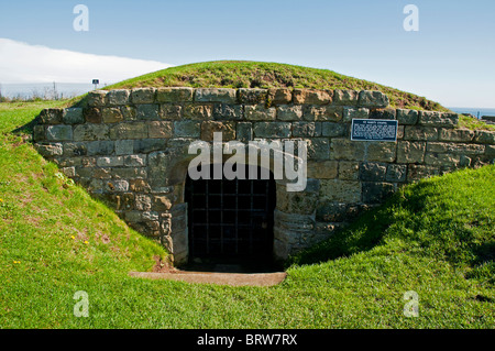 Die Kapelle Notre-Dame, (Str. Marys Chapel), ca. 1400 steht in den Ruinen einer römischen Signalstation, Scarborough Castle Stockfoto