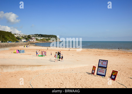 Benllech, Isle of Anglesey, North Wales, UK. Ruhigen Sandstrand in walisische Badeort Stockfoto