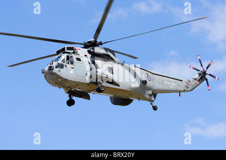 Westland Sea King ASAC7 machen einen Durchflug im Farnborough Airshow Stockfoto