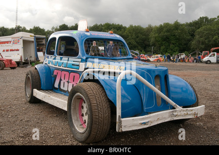 Zwerg Stockcars in der Box vor dem Rennen Stockfoto