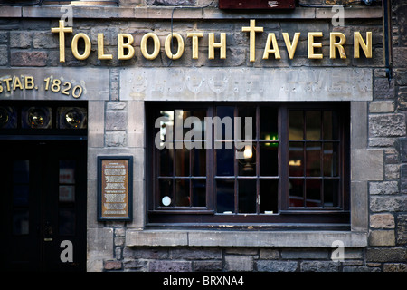 Taverne auf der Canongate Tolbooth / Royal Mile in Edinburgh alte Stadt. Stockfoto
