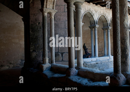 14. Jahrhundert Kreuzgang der Stiftskirche, St. Emilion, Region Bordeaux, Frankreich Stockfoto