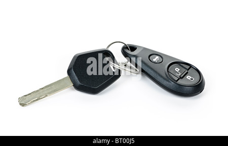 Autoschlüssel und Keychain Schlüsselanhänger isolierten auf weißen Hintergrund Stockfoto