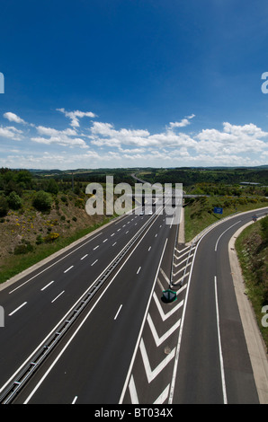 Autobahn A75, Cantal, Frankreich Stockfoto