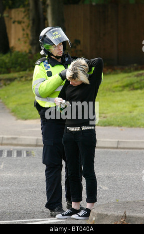 Aktivisten Smash EDO protestieren vor Brighton Stockfoto