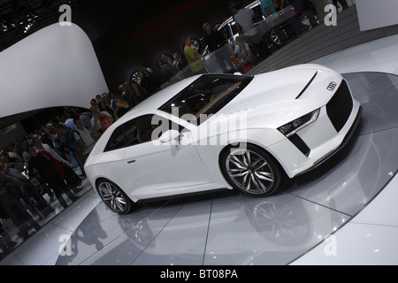 Audi Quattro Concept Car, Paris Auto Show 2010, Paris, Porte de Versailles Stockfoto