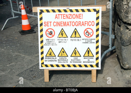 Melden Sie italienischen Film-Crew bei der Arbeit, in dieser Besetzung die James Bond Quantum of Solace in Siena Stockfoto