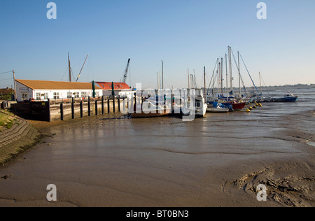 Marina Boote Schlamm Heybridge, Maldon, Essex, England Stockfoto