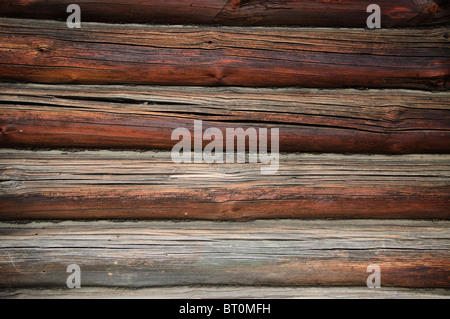 Fragment der alten Heimat Holzhaus Wand, nützlich als Hintergrund Stockfoto