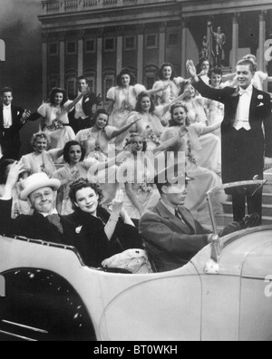 BABES IN ARMS 1939 MGM Film mit Mickey Rooney imitiert Präsident Roosevelt und Judy Garland als seine Frau in der Schlussszene Stockfoto