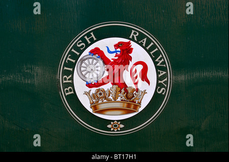 alte britische Eisenbahnen Wappen auf der Seite eine Beförderung erhalten Swanage Eisenbahn Stockfoto