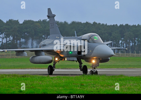 Saab JAS 39 Gripen einzelnes engined schnell militärische schwedischen Kampfjet Flugzeug.  SCO 6854 Stockfoto