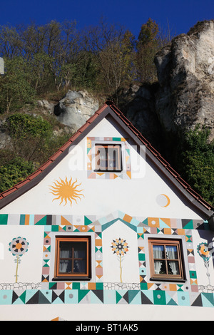 Dekorative alte Haus im Dorf Kallmuenz Oberpfalz Bayern Deutschland. Foto: Willy Matheisl Stockfoto