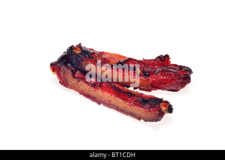 2 gekochtes Schweinefleisch spareribs auf weißem Hintergrund Ausschnitt. Stockfoto