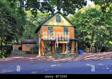 Die historische St. James Gemischtwarenladen, ältesten operativen Geschäft in den USA, Long Island NY Stockfoto