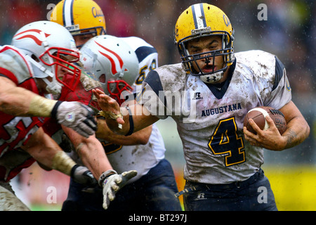 Team Österreich schlägt die Augustana Vikings in ein Charity-Spiel 10-3 am 30. Mai 2010 Hohe Warte-Stadion in Wien, Österreich. Stockfoto