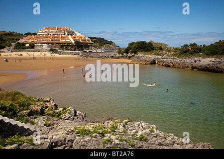 Playa de El Sable Isla Kantabrien España Sable Strand Isla Kantabrien Spanien Stockfoto