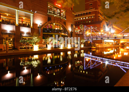 Die Kanäle neben Brindleyplace, Birmingham, West Midlands, England, UK Stockfoto