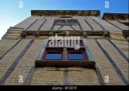 Mittelalterliche Altstadthaus in St Loup Deux-Sèvres Frankreich Stockfoto