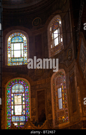 Hagia Sophia (Aya Sophia) (Ste Sophia) Kirche Moschee jetzt Museum in Istanbul Türkei. Stainglass Innenansicht 100827 Turkey Stockfoto