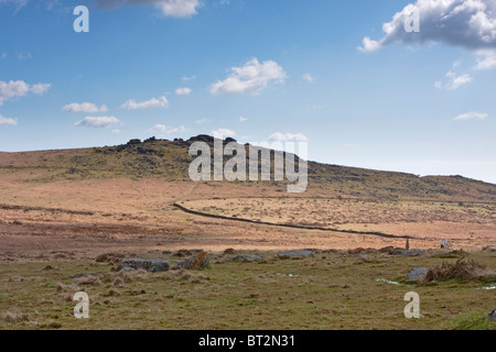 Ansicht des Königs Tor von seiner Basis in der Nähe der Straße. Stockfoto