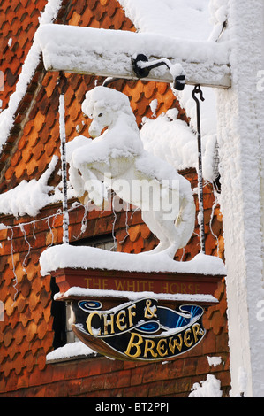 Das White Horse Public House, in dem Surrey Shere, in der Nähe von Guildford Stockfoto