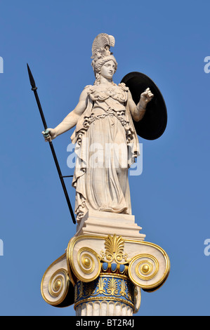 Statue der Athena Göttin außerhalb der Athener Akademie, Panepistimiou str, Griechenland Stockfoto