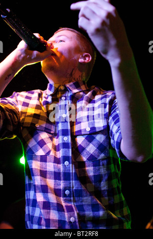 16.10.2010: Professor Green (Stephen Paul Manderson) erklingt in der Oxford Academy Stockfoto