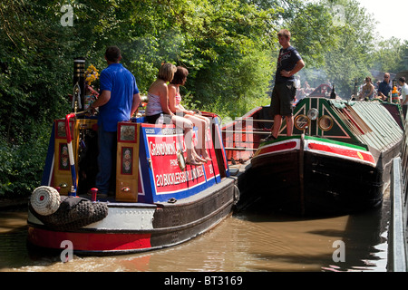 Narrowboats sammeln das Herzstück des Kanalsystems UK bei Braunston für die historischen schmalen Boot und Kanal-Rallye.  DAVID MANSELL Stockfoto