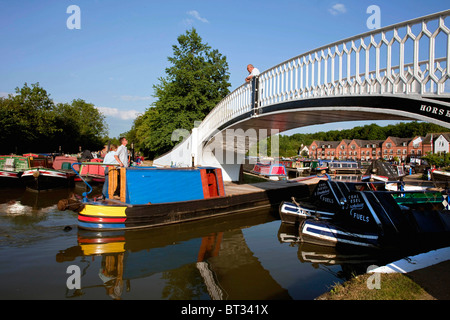 Narrowboats sammeln das Herzstück des Kanalsystems UK bei Braunston für die historischen schmalen Boot und Kanal-Rallye.  DAVID MANSELL Stockfoto