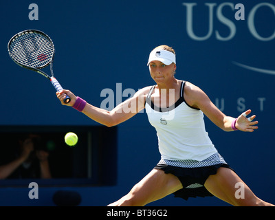 Vera Zvonareva Russlands in Aktion bei den US Open 2010 Stockfoto