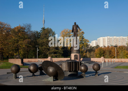 Denkmal für die sowjetischen Rakete Ingenieur und Raumfahrzeuge Chefdesigner Sergei Pavlovich Korolev (1907-1966) in Moskau, Russland Stockfoto