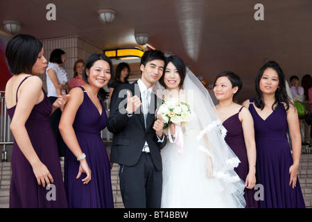 Ein junges Paar Chinesen heiraten auf den schönsten Tag ihres Lebens Stockfoto