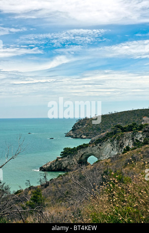 "Architiello" rock Strand von Vieste, Nationalpark des Gargano, Foggia, Apulien, Italien Stockfoto