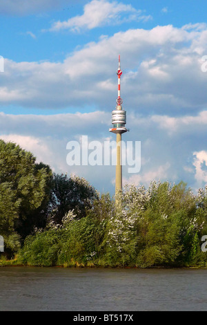 Viking Legend River Cruise ordnen organisieren Plan vorbereiten Zimmer Restaurant Blick Boot Bus Flugbegleiter Personal Kreuz über planen Stockfoto