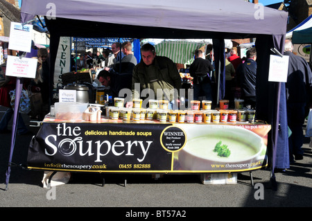 Suppe-Stall an Farmers Market, Deddington, Oxfordshire Stockfoto