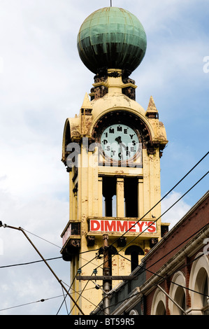 Dimmey der Uhrturm, Swan Street, Richmond, Victoria, Australien Stockfoto